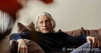 Vladimir Sorokin Says Russian Writers Must Fight Back Against Totalitarianism