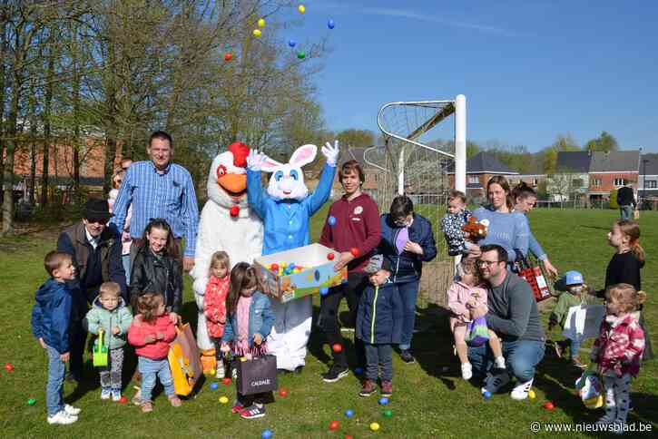 Paaseieren rapen in De Rijdtmeersen