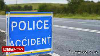 Woman, 20, dies in crash after car leaves Biggar road - BBC