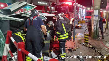 Lomas de Zamora: Un tren chocó una camioneta en la barrera de Boedo - InfoRegión
