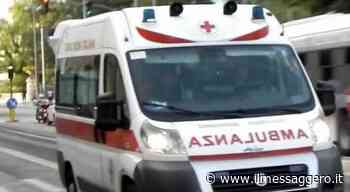 Lecco, bimbo di 4 anni lascia la mano del papà mentre attraversa: investito da una moto - ilmessaggero.it