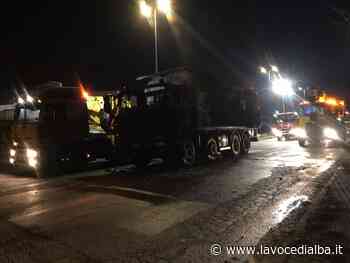 Camion in fiamme nella notte a Fossano - LaVoceDiAlba.it