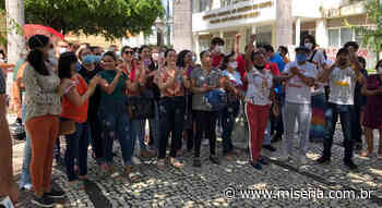 Servidores públicos fazem paralisação em defesa de reajuste salarial em Juazeiro - Site Miséria