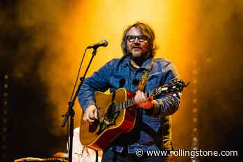 Wilco Give ‘Yankee Hotel Foxtrot’ Back Some of Its Edge at 20th-Anniversary Shows