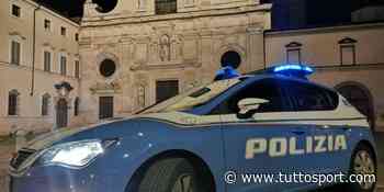 Gara clandestina a Parma: l'auto sperona la moto e provoca un incidente - Tuttosport