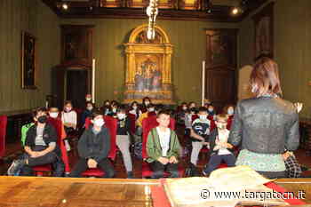 Alba: accolte nel Palazzo comunale le classi quinte della scuola elementare “Rodari” - TargatoCn.it