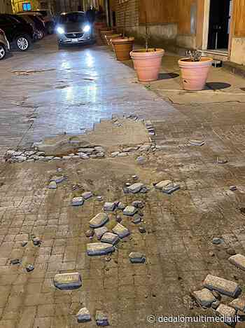 Enna - Non c'è tempo per aiutare le famiglie in difficoltà e sistemare le strade! - Dedalomultimedia