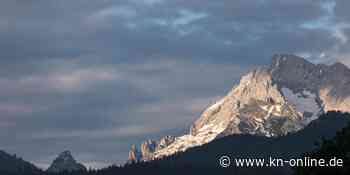 Bergsteiger stürzt in den Alpen über 120 Meter ab und überlebt