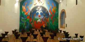 Reaberta a Igrejinha da Trindade com restauração do Mural Humanidade, do artista Hassis - ND Mais