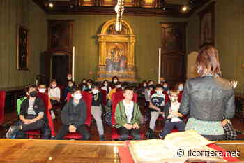 Alba: accolte nel Palazzo comunale le classi quinte della scuola elementare “Rodari” - Il Corriere di Alba, Bra, Langhe e Roero