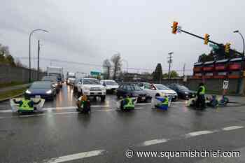 Protesters block Grandview Hwy at Boundary Monday morning - Squamish Chief