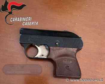 SANTA MARIA CAPUA VETERE. E' ai domiciliari, in casa ha una pistola lanciarazzi - Appia News