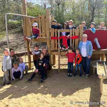 Neues Spielgerät für Kita Haus Kunterbunt in Hemer - Radio MK