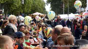 Dachau: Lange Tafel soll 2022 wieder stattfinden - Dachau - Süddeutsche Zeitung - SZ.de