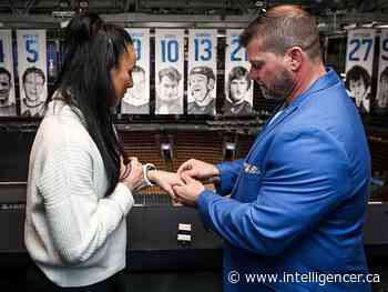Maple Leafs superfan scores in unique marriage proposal - Belleville Intelligencer