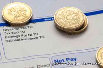 East Renfrewshire Council defends bumper salaries for senior staff - Barrhead News