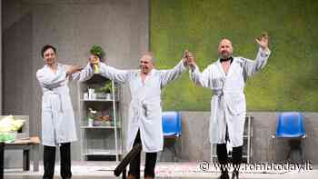 "Due giorni a settimana", spettacolo al Teatro Manzoni