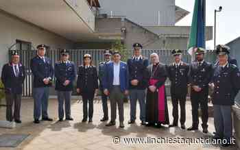Polizia Formia, l'Arcivescovo di Gaeta visita il Commissariato per il Precetto Pasquale - L'Inchiesta Quotidiano OnLine