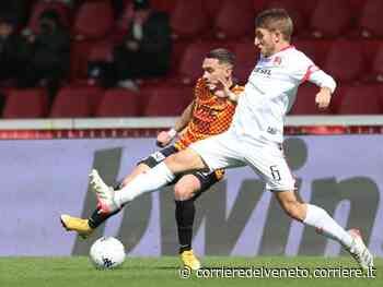 Benevento-Vicenza 1-0: un gol annullato e un giocatore espulso - Corriere