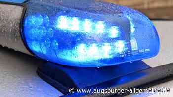 Motorrad von Auto gerammt: 85-Jähriger wird bei Unfall schwer verletzt