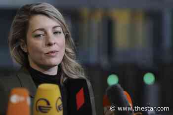 Ottawa agrees to send heavy artillery to Ukraine and announces new Russia sanctions - Toronto Star