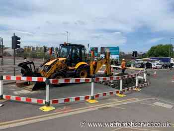 Gas leak causing major traffic delays in Wiggenhall Road