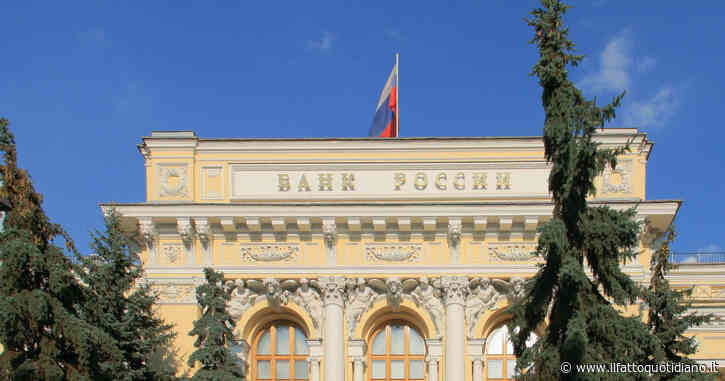 Russia, il default si avvicina e il sistema finanziario inizia a scricchiolare. In marzo prove di corsa agli sportelli