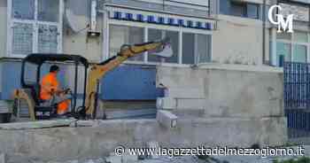 Bari, demolito garage completamente abusivo: ostruiva tombino e impediva manutenzione - La Gazzetta del Mezzogiorno