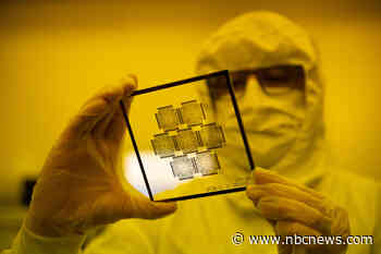 Congress seeks compromise to boost computer chip industry