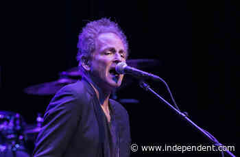 Review | Lindsey Buckingham at the Lobero - Santa Barbara Independent