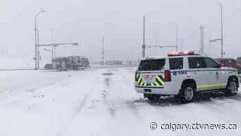 Blizzard conditions, wind gusts up to 80 km/h turn Calgary roads into hazardous mess Tuesday | CTV News - CTV News Calgary