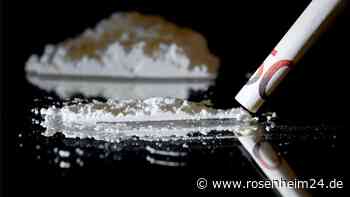 „Mitbringsel“ aus Amsterdam: Paar muss sich wegen Beihilfe zur Drogen-Einfuhr verantworten