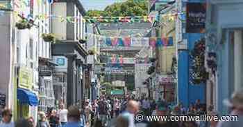 Seasonal jobs in Cornwall this summer from bar staff to cheese packers - Cornwall Live