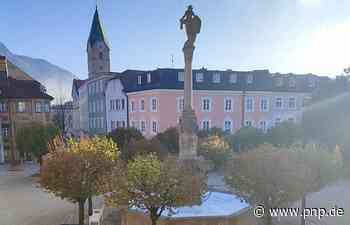 Seifenlauge: Wittelsbacherbrunnen in Bad Reichenhall schäumt über - Passauer Neue Presse - PNP.de