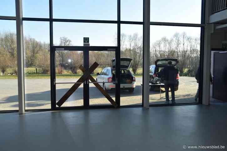 Celstraffen tot vijf jaar geëist tegen inbrekers die onder meer Impermo viseerden: “Ze sloegen steeds toe in de weekends dat ze penitentiair verlof hadden”