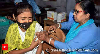 Covid-19 in India News LIVE: Delhi announces free precautionary doses to 18-59 years age group at govt centres - Times of India