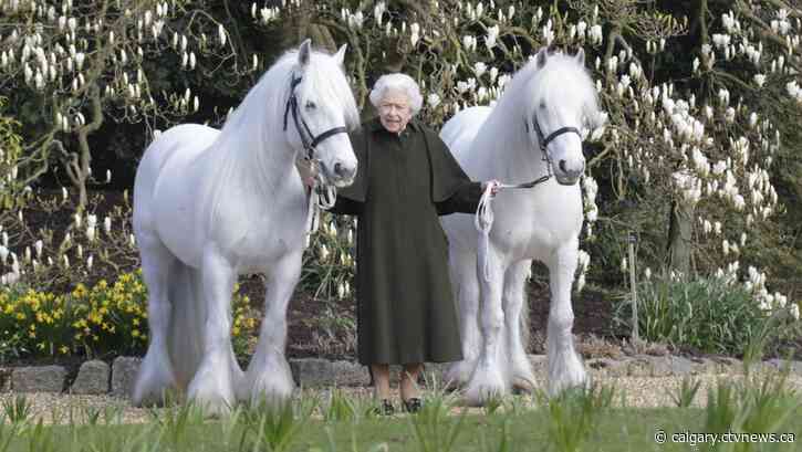 As Queen marks milestone birthday, survey shows Canadian support for monarchy dwindling