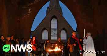 Vurige Paaswake in Beringen-Mijn in het Nederlands en Italiaans - VRT NWS