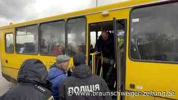 Drei Busse mit Zivilisten aus Mariupol in Saporischschja angekommen