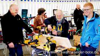 Programm bei Rosenfeld live - Axtwerfen und Gabelstapler-Parcours - Schwarzwälder Bote