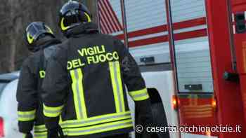 Santa Maria a Vico, incendio in un capannone: intervento dei Vigili del Fuoco - L'Occhio di Caserta