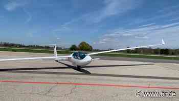 Start mit Elektromotor: Jungfernflug in Augsburg absolviert - br.de