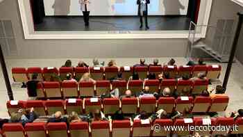 "Il capo perfetto" ha aperto i festeggiamenti dei Giovani di Api Lecco Sondrio: in 100 in sala - LeccoToday