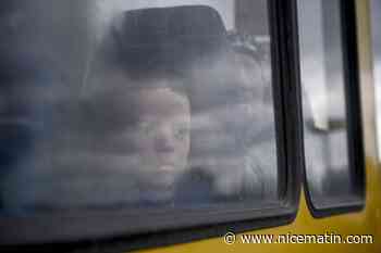 Guerre en Ukraine: après deux mois de siège, le regard éteint des évacués de Marioupol