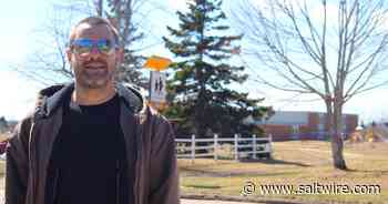 Summerside father wants crossing guard by PEI elementary school reinstated - Saltwire
