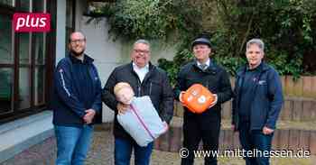 Defibrillator an zentraler Stelle in Griedelbach - Mittelhessen