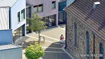 Witten: Landtagskandidaten sprechen über Flüchtlingspolitik - WAZ News