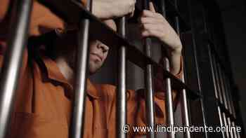 Le violenze di Capua Vetere descritte nella lettera di un ex detenuto - L'INDIPENDENTE