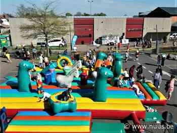 Spelen en smullen op de buitenspeeldag te Lierde. - NUUS