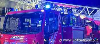 Albiate: incendio nella zona industriale, fiamme domate all'alba - Il Cittadino di Monza e Brianza